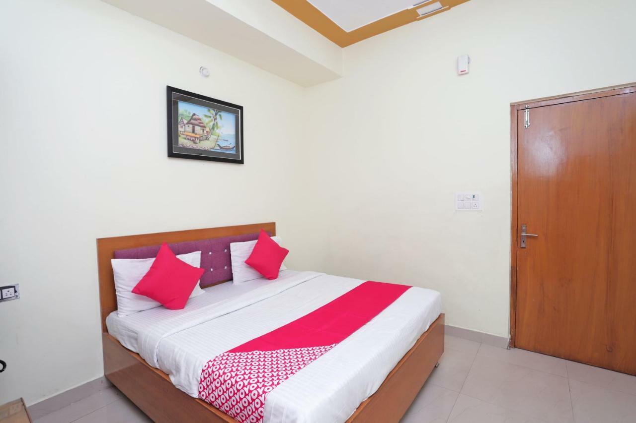 Oyo 38520 Hotel Silverspoon Roorkee Kültér fotó