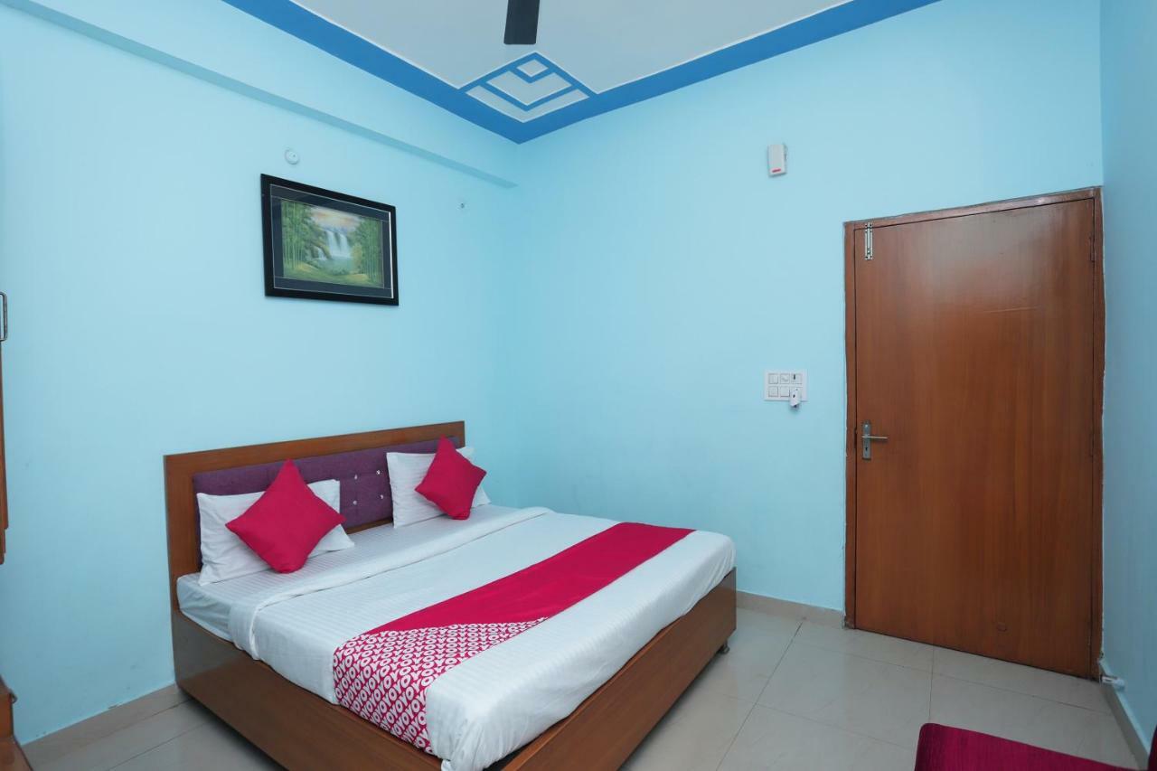 Oyo 38520 Hotel Silverspoon Roorkee Kültér fotó