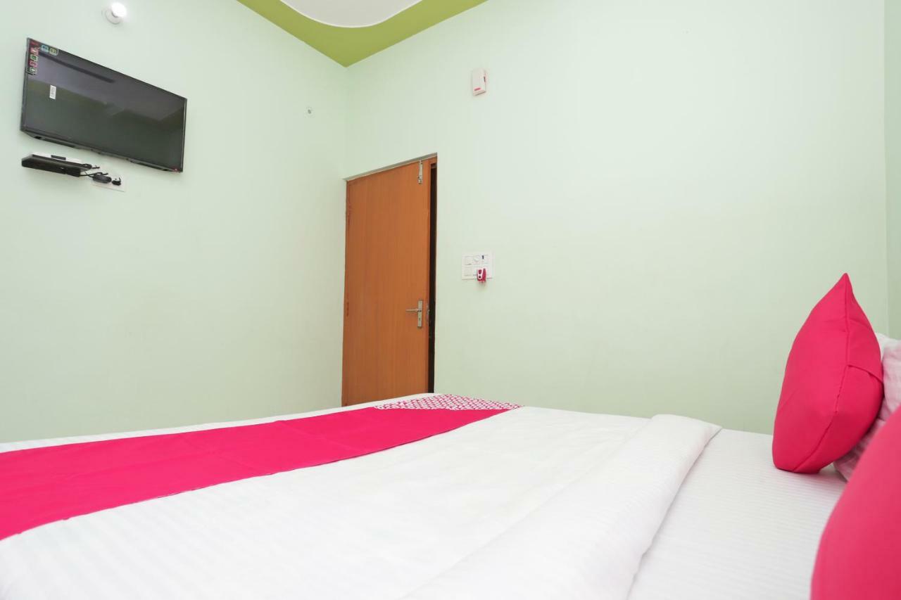 Oyo 38520 Hotel Silverspoon Roorkee Kültér fotó