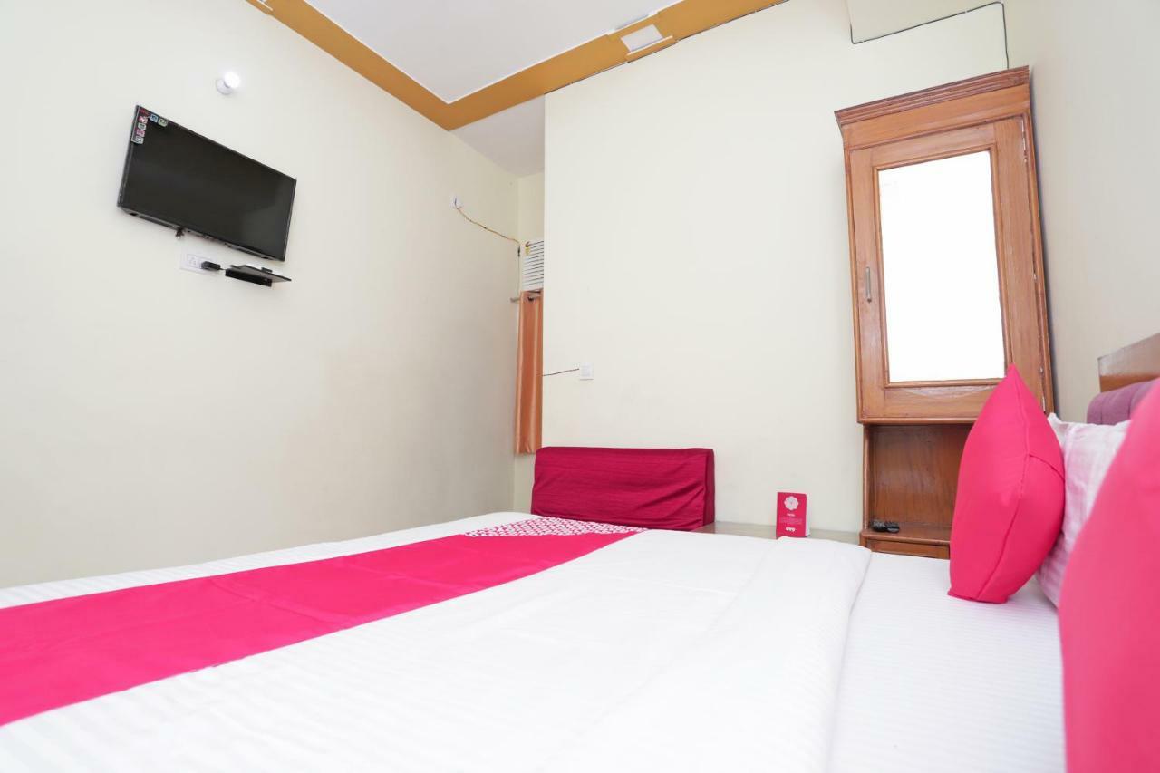 Oyo 38520 Hotel Silverspoon Roorkee Kültér fotó