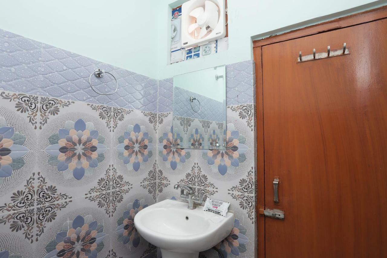 Oyo 38520 Hotel Silverspoon Roorkee Kültér fotó