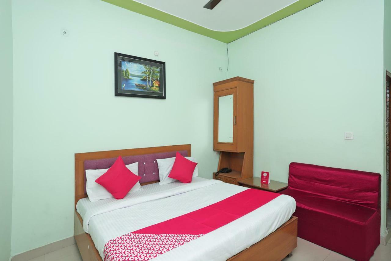 Oyo 38520 Hotel Silverspoon Roorkee Kültér fotó